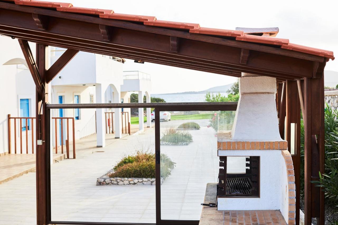 Nerida Beachfront Villas Plimmiri المظهر الخارجي الصورة
